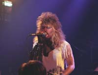 IMG003